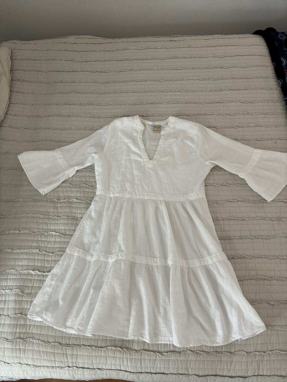Women's White Tiered V-Neck Swim Coverup